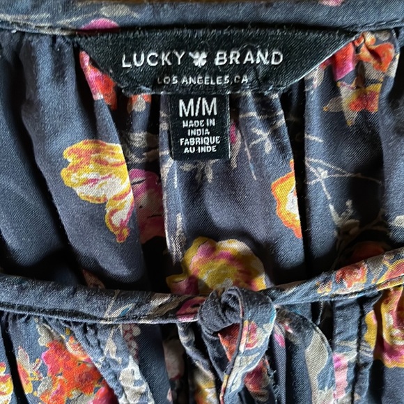 Lucky 🍀 Brand dusty navy floral peasant top 🌺 - Picture 5 of 6